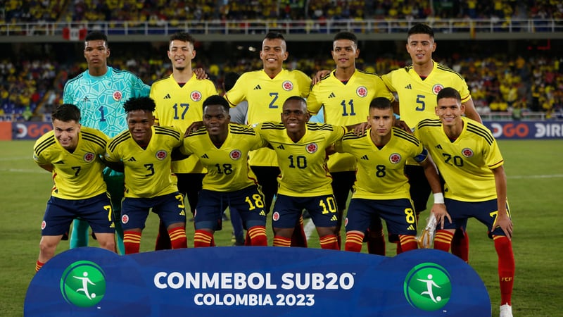 Selección Colombia Sub-20 en el partido contra Paraguay por el Sudamericano