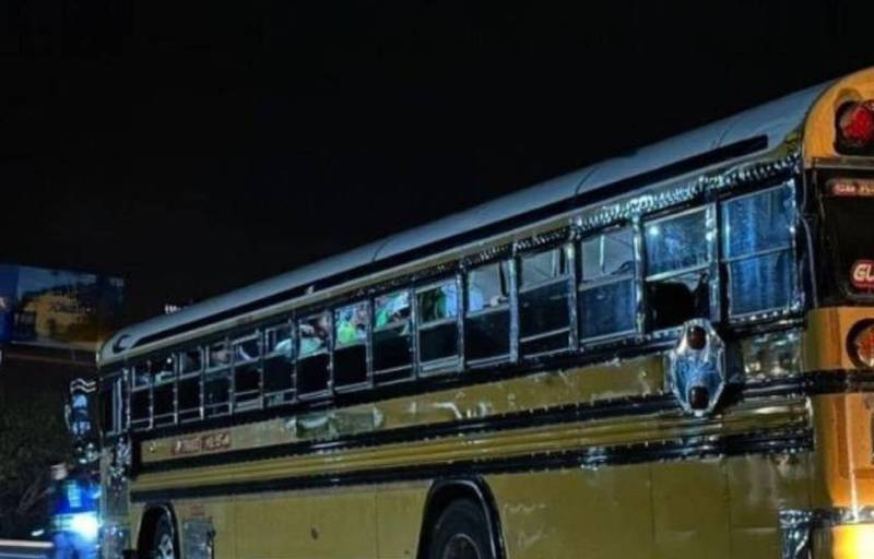 Muertos y heridos por ataque a bala a un autobús con aficionados