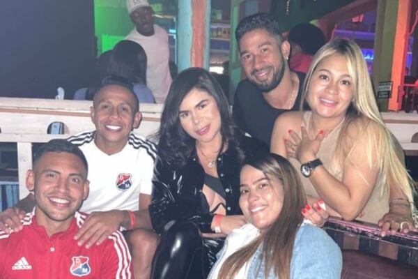 Jugadores del Medellín se fueron a celebrar velitas después de perder la final de Liga