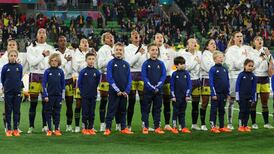 Hasta el presidente de la FIFA se emocionó escuchando el himno de Colombia en los 8vos del Mundial Femenino