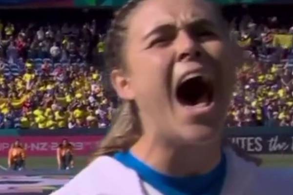 ¡Nos emocionó a todos! Catalina Pérez gritó el himno de Colombia a todo pulmón