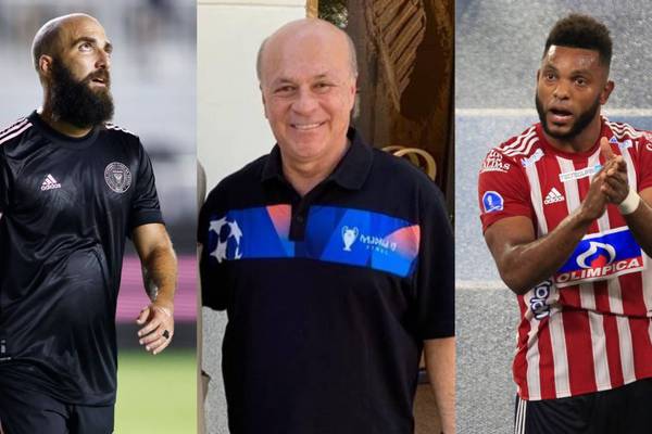 Carlos Antonio Vélez cree que Borja es el Higuaín del fútbol colombiano