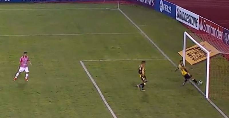 ¿De quién fue el gol? Anotación en la Libertadores deja dudas en su autoría