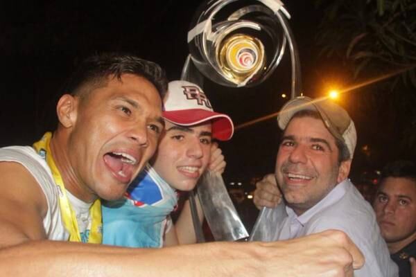 Video: El particular trato de Teófilo Gutiérrez con el Alcalde de Barranquilla después del título de Junior