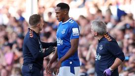 Lesión de Yerry Mina: Everton no da buenas noticias sobre sus lesionados