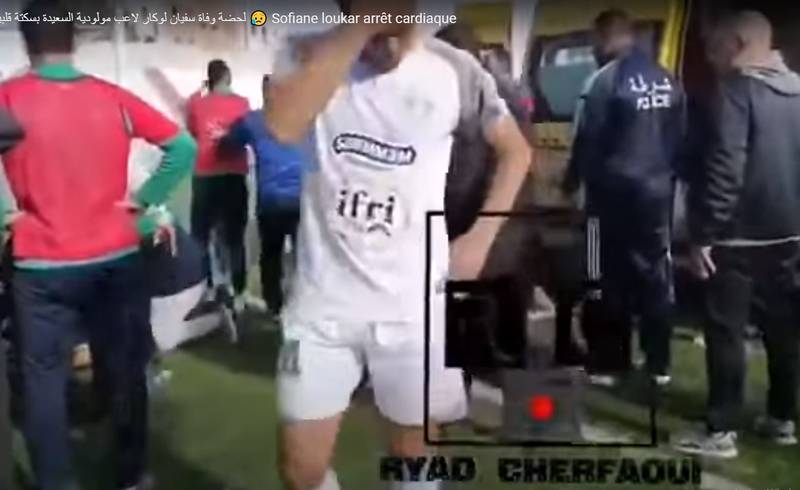 Nueva tragedia en el fútbol: jugador muere en pleno partido por golpe en la cabeza