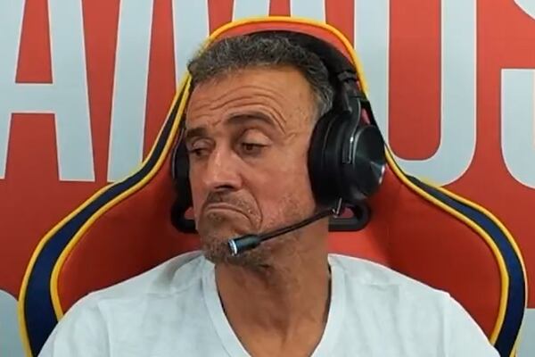 Luis Enrique ni se enteró de que España estuvo eliminada por unos minutos del Mundial