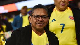 ‘Mane’, el papá de Luis Díaz, enamoró a los hinchas del América durante el partido de Colombia