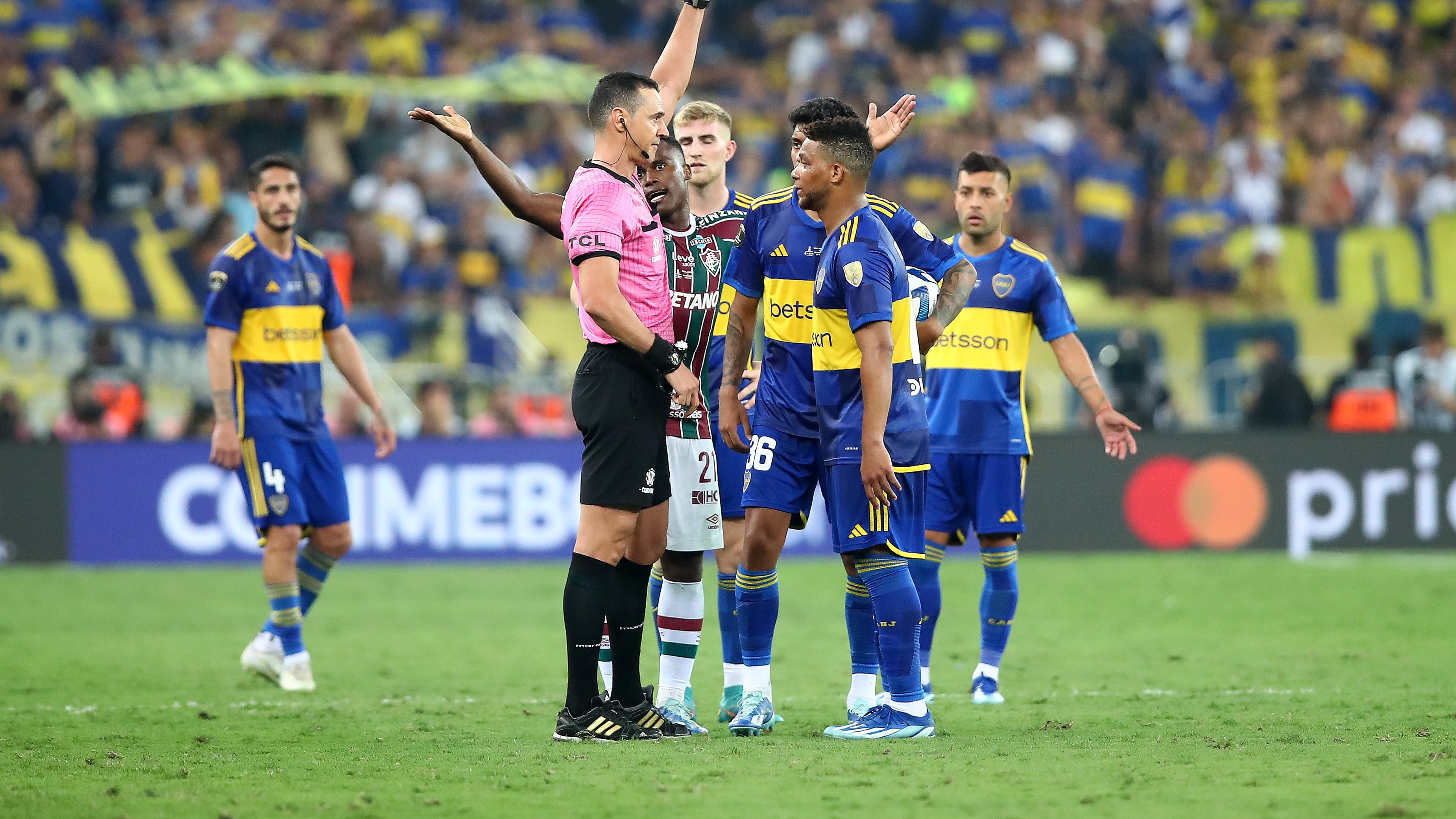Frank Fabra expulsado de la final de la Copa Libertadores