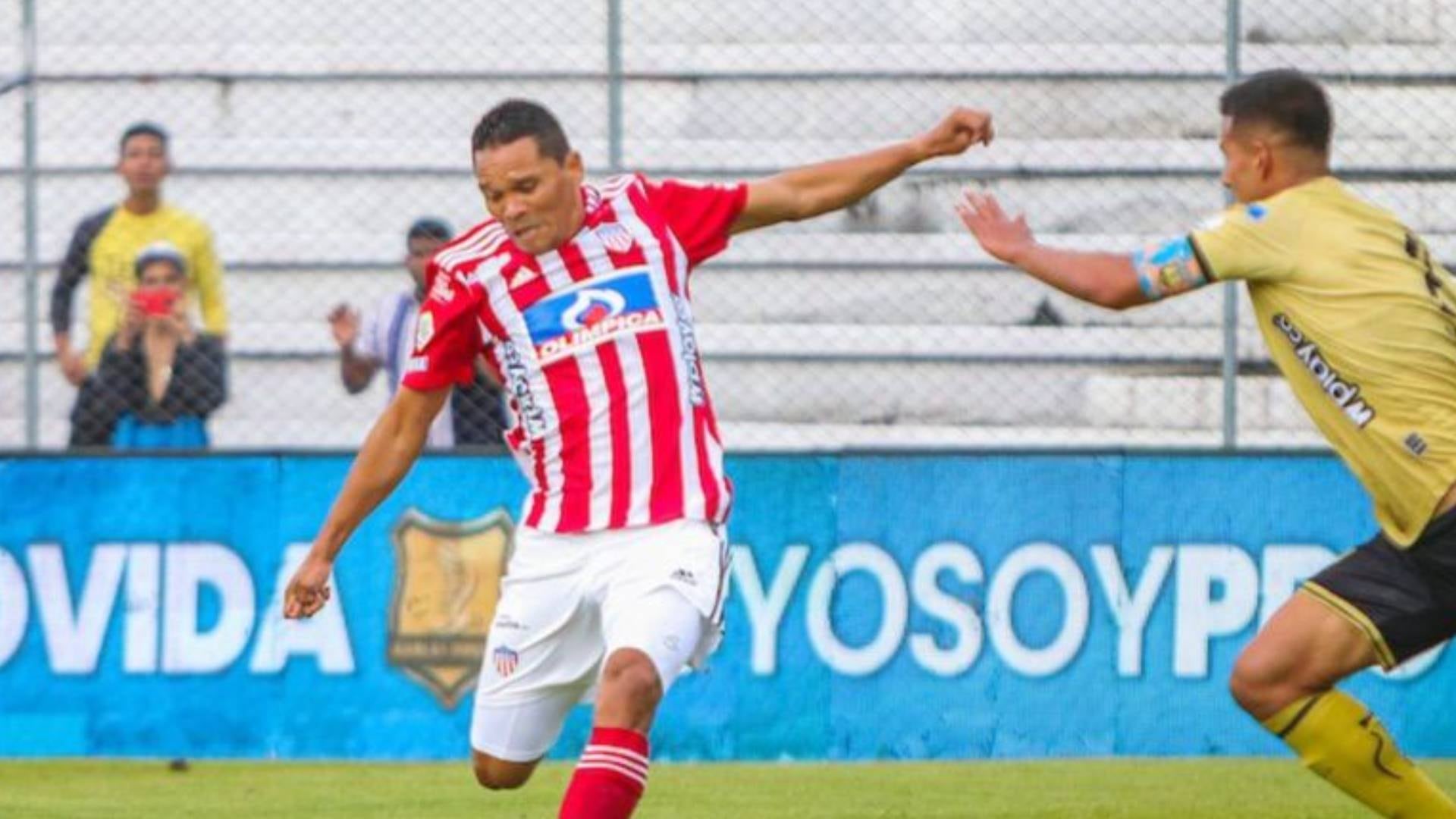 El gol de Carlos Bacca en Águilas Doradas vs. Junior