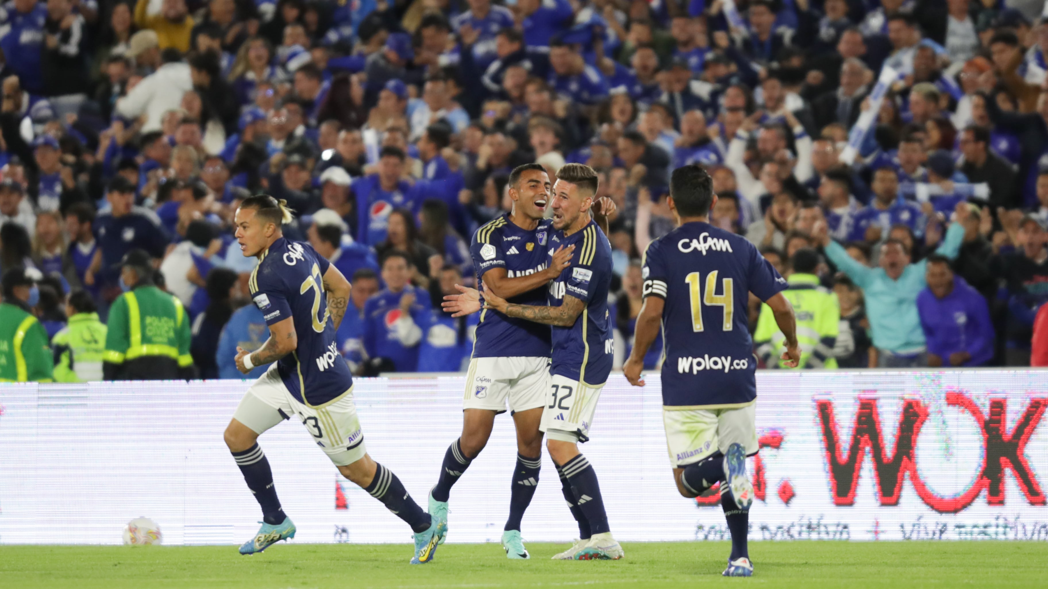 Millonarios VS Junior por la final de la Superliga en el Estadio El Campín de Bogotá