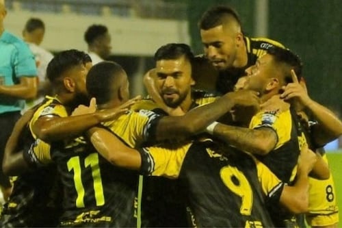 Video: Resumen de Alianza Petrolera vs. Bucaramanga por Fecha 14 de Liga BetPlay 2-2021 (2-0)