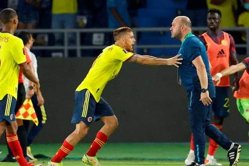 Cuellar no tuvo pelos en la lengua y rajó al árbitro de Colombia vs. Ecuador